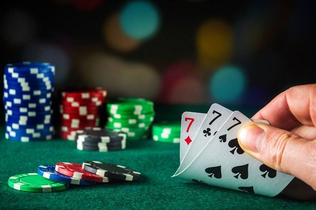 Khi có bài thấp bạn có thể tố thêm Khi có bài thấp bạn có thể tố thêm